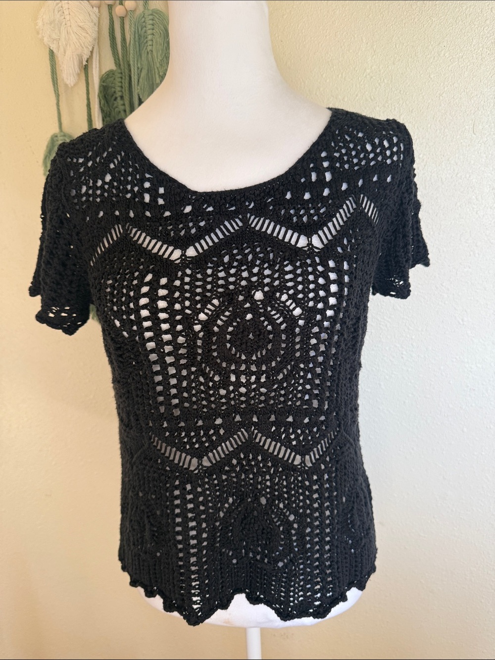 H&M Black Crochet Short Sleeve Knit Top